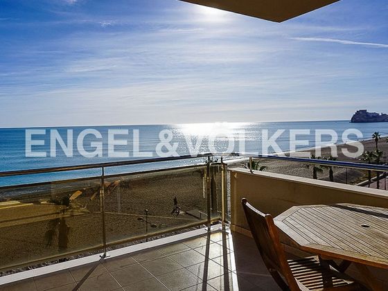 Foto 1 de Venta de piso en Playa norte de 2 habitaciones con terraza y piscina