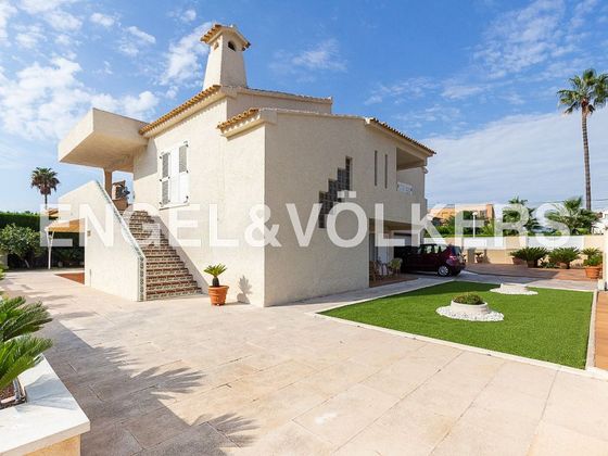Foto 1 de Xalet en venda a Canet d´En Berenguer de 6 habitacions amb terrassa i piscina
