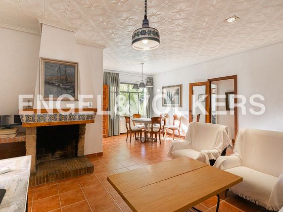 Foto 2 de Xalet en venda a Náquera de 4 habitacions amb terrassa i piscina