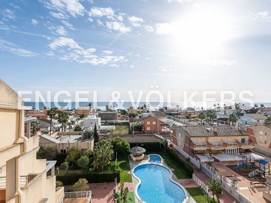Foto 2 de Àtic en venda a Chilches (Castellón/Castelló) de 3 habitacions amb terrassa i piscina