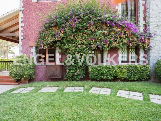 Foto 2 de Venta de chalet en Montealegre de 4 habitaciones con terraza y piscina