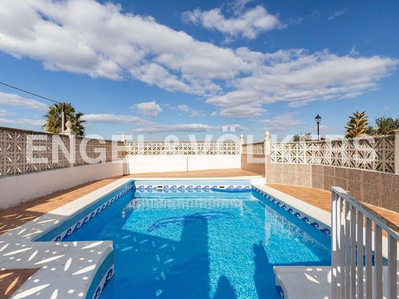 Foto 1 de Venta de chalet en Real de Montroi de 3 habitaciones con terraza y piscina