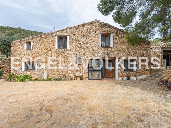 Foto 1 de Casa rural en venda a Sierra Engarcerán de 2 habitacions amb terrassa i calefacció