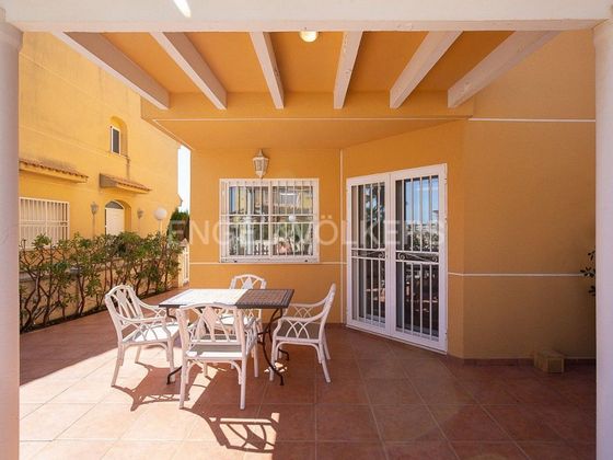 Foto 2 de Casa en venta en La Vega - Marenyet de 3 habitaciones con terraza y piscina
