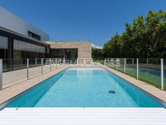 Foto 1 de Chalet en venta en Campolivar de 5 habitaciones con terraza y piscina