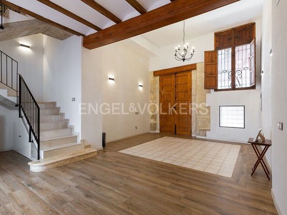 Foto 1 de Casa en venda a Xàtiva de 3 habitacions amb terrassa i balcó