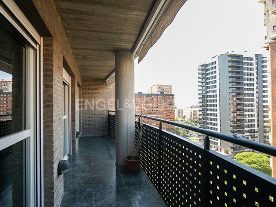Foto 1 de Pis en lloguer a Ciutat Jardí de 4 habitacions amb mobles i balcó