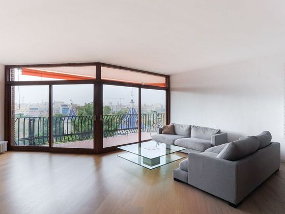 Foto 1 de Venta de piso en Exposició de 4 habitaciones con terraza y balcón
