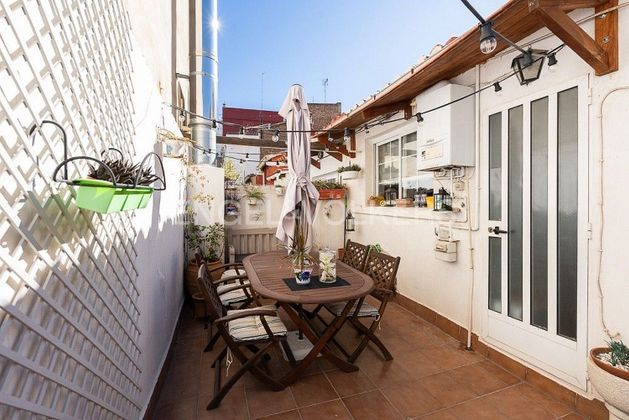 Foto 2 de Dúplex en venda a El Cabanyal- El Canyamelar de 3 habitacions amb terrassa i balcó
