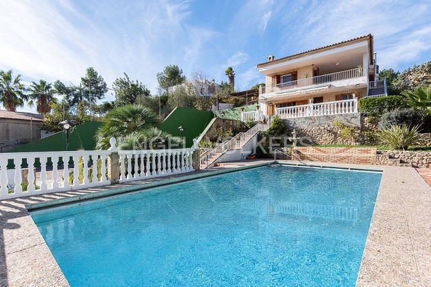 Foto 1 de Xalet en venda a Turís de 5 habitacions amb terrassa i piscina
