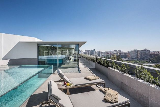 Foto 2 de Àtic en venda a Mestalla de 5 habitacions amb terrassa i piscina