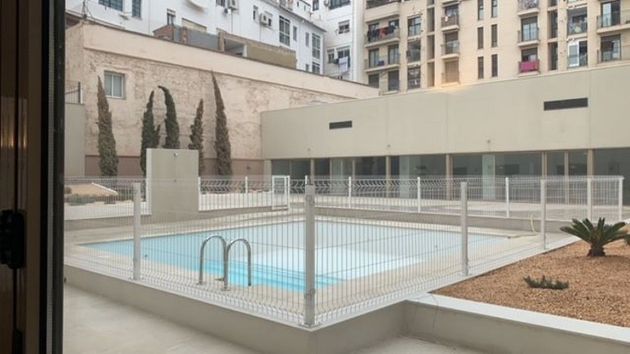 Foto 2 de Pis en lloguer a La Roqueta de 1 habitació amb terrassa i piscina