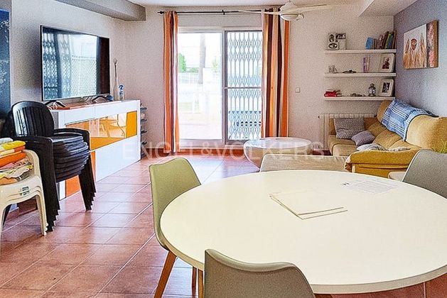 Foto 2 de Dúplex en venda a Almenara de 3 habitacions amb terrassa i piscina