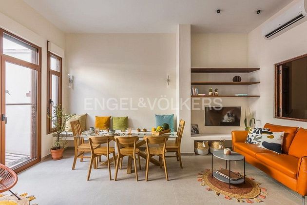 Foto 1 de Alquiler de piso en El Cabanyal- El Canyamelar de 3 habitaciones con terraza y muebles