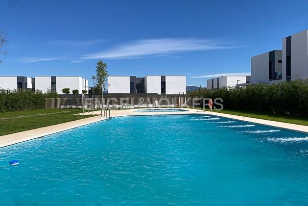 Foto 2 de Alquiler de casa en Centro - Bétera de 4 habitaciones con terraza y piscina