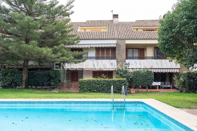 Foto 2 de Casa en venta en Campolivar de 5 habitaciones con terraza y piscina