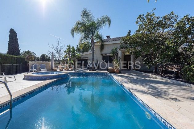 Foto 1 de Xalet en venda a Onda de 4 habitacions amb terrassa i piscina