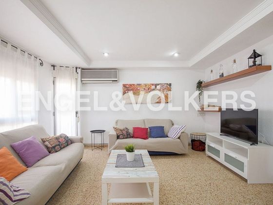 Foto 2 de Pis en venda a Benicalap de 3 habitacions amb terrassa i balcó