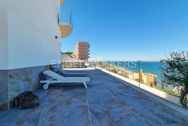 Foto 2 de Alquiler de casa en El Faro - El Dossel de 3 habitaciones con terraza y muebles