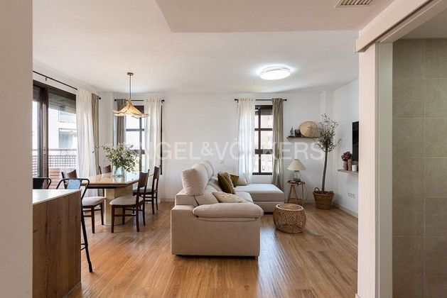 Foto 2 de Ático en alquiler en Sant Pau de 3 habitaciones con terraza y piscina