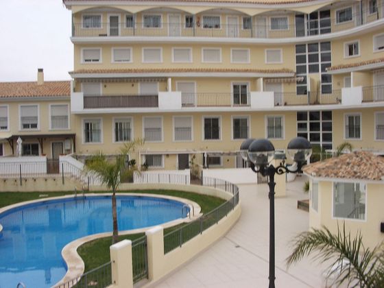 Foto 1 de Alquiler de casa en Náquera de 4 habitaciones con terraza y piscina