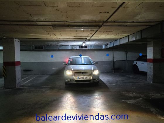 Foto 1 de Garatge en venda a calle Parelladas de 9 m²