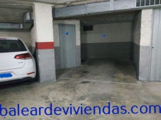 Foto 1 de Alquiler de garaje en calle De Les Parellades de 11 m²