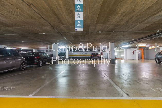 Foto 2 de Garatge en lloguer a Centre - Estació de 16 m²