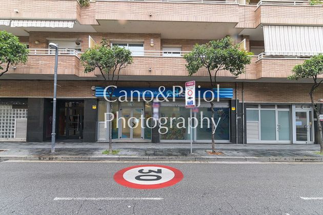 Foto 1 de Local en venda a Sant Adrià de Besos de 180 m²