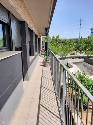 Foto 2 de Piso en venta en Can Mates  - Volpelleres de 3 habitaciones con terraza y piscina