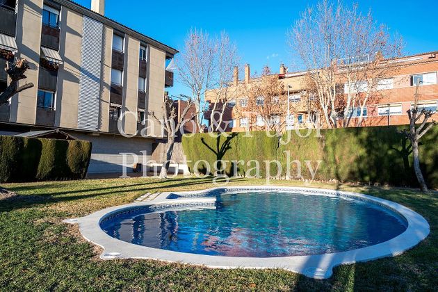 Foto 2 de Piso en venta en Les Torres - Ca n'Alzamora de 4 habitaciones con terraza y piscina