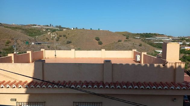 Foto 2 de Venta de chalet en El Tomillar de 6 habitaciones con terraza