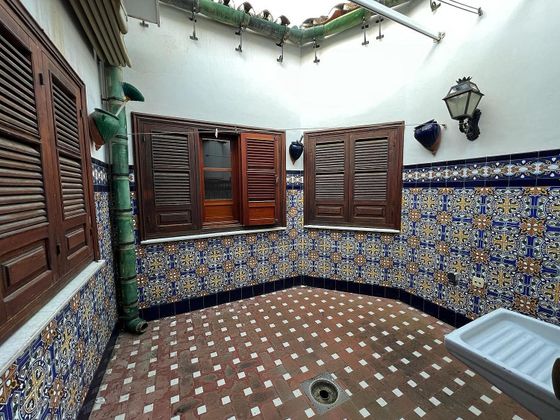 Foto 1 de Casa en venda a Centro Ciudad - El Carmen de 4 habitacions amb terrassa i balcó