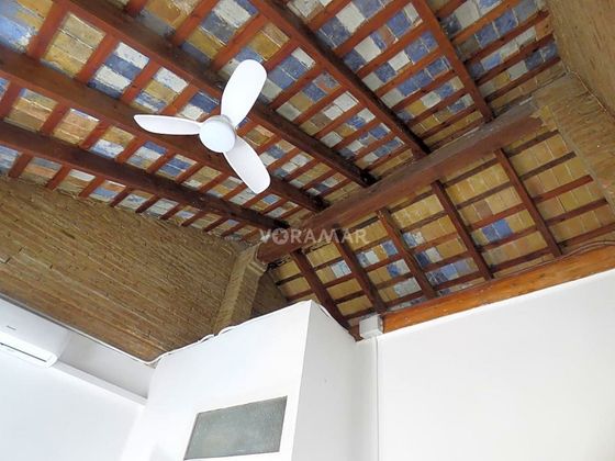 Foto 1 de Casa en lloguer a El Cabanyal- El Canyamelar de 2 habitacions amb balcó i aire acondicionat
