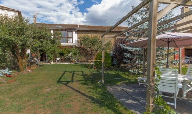 Foto 2 de Xalet en venda a Osseja de 4 habitacions amb terrassa i jardí