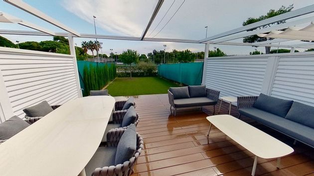 Foto 2 de Casa en alquiler en Gavà Mar de 4 habitaciones con terraza y piscina