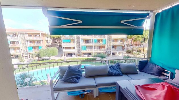 Foto 1 de Piso en venta en Gavà Mar de 2 habitaciones con terraza y piscina