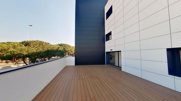 Foto 1 de Piso en venta en Gavà Mar de 3 habitaciones con terraza y piscina