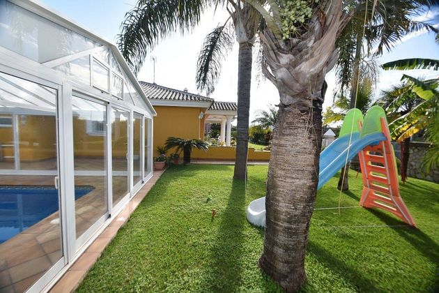 Foto 2 de Xalet en venda a Redován de 3 habitacions amb terrassa i piscina