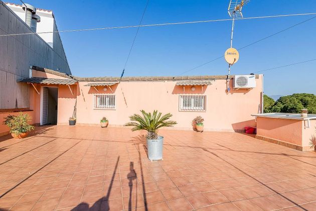 Foto 1 de Casa en venda a Can Deu - La Planada - Sant Julià de 4 habitacions amb terrassa i piscina