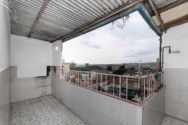 Foto 1 de Pis en venda a Espronceda - Campoamor - Santa Pau de 3 habitacions amb balcó