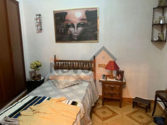 Foto 1 de Venta de casa adosada en Turís de 7 habitaciones con terraza y piscina