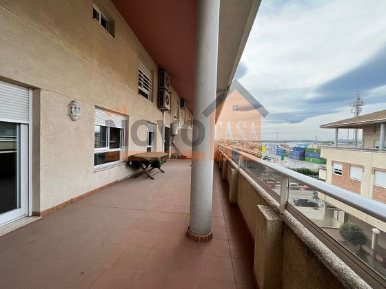 Foto 1 de Venta de ático en Silla de 4 habitaciones con terraza y piscina