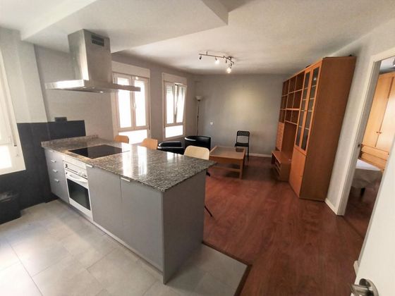 Foto 1 de Piso en alquiler en Numancia de 3 habitaciones con garaje y muebles
