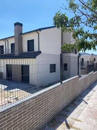 Foto 2 de Venta de casa en calle Prado de la Laguna de 5 habitaciones con jardín y aire acondicionado