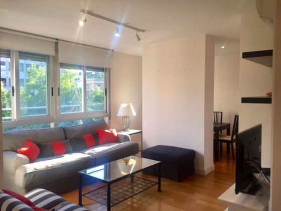 Foto 2 de Alquiler de piso en calle Pedro Muguruza de 2 habitaciones con garaje y aire acondicionado