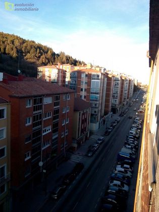Foto 2 de Venta de piso en Plaza España - Villa Pilar - Reyes Católicos - Vadillos de 3 habitaciones con calefacción y ascensor