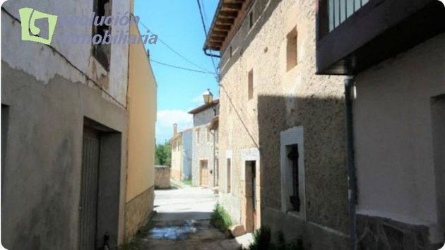 Foto 2 de Casa en venda a Medina de Pomar de 3 habitacions i 237 m²