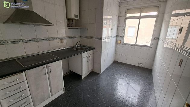 Foto 2 de Venta de piso en Miranda de Ebro de 3 habitaciones y 61 m²