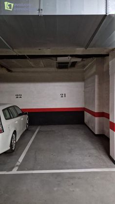 Foto 2 de Alquiler de garaje en AVE - Villimar de 31 m²
